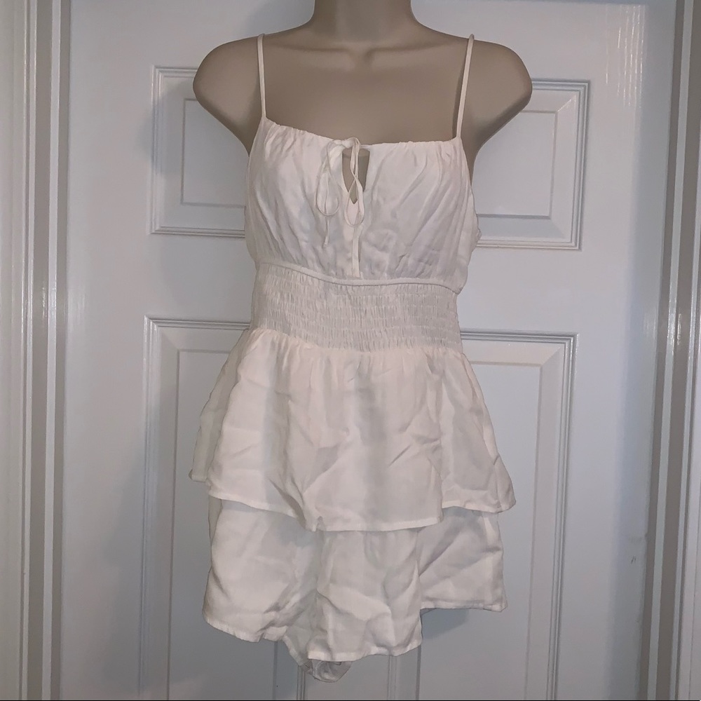 Le Lis Tie Front Ruffle Romper
